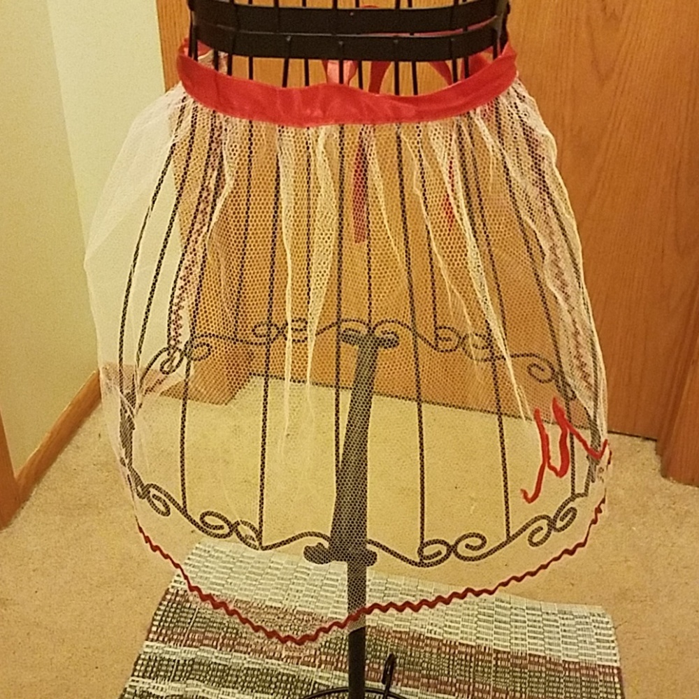 Vintage white netting 1/2 apron w/red M, red rickrack & grosgrain waist tie